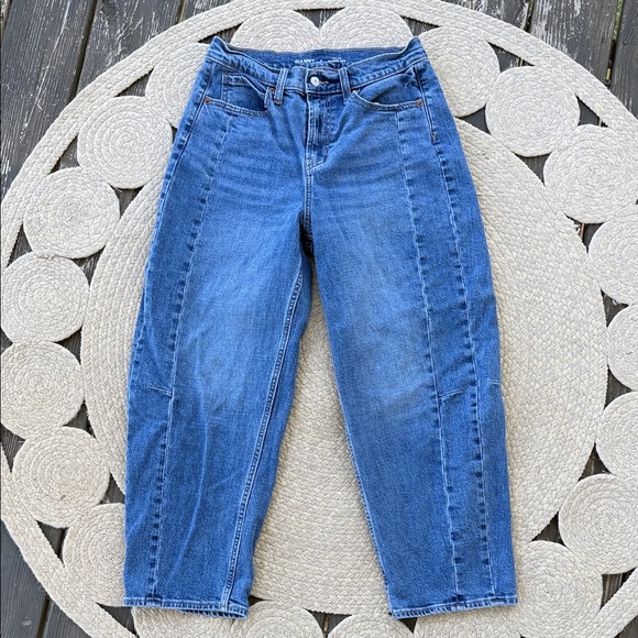 Old Navy Denim - Old Navy high-rise barrel leg jeans